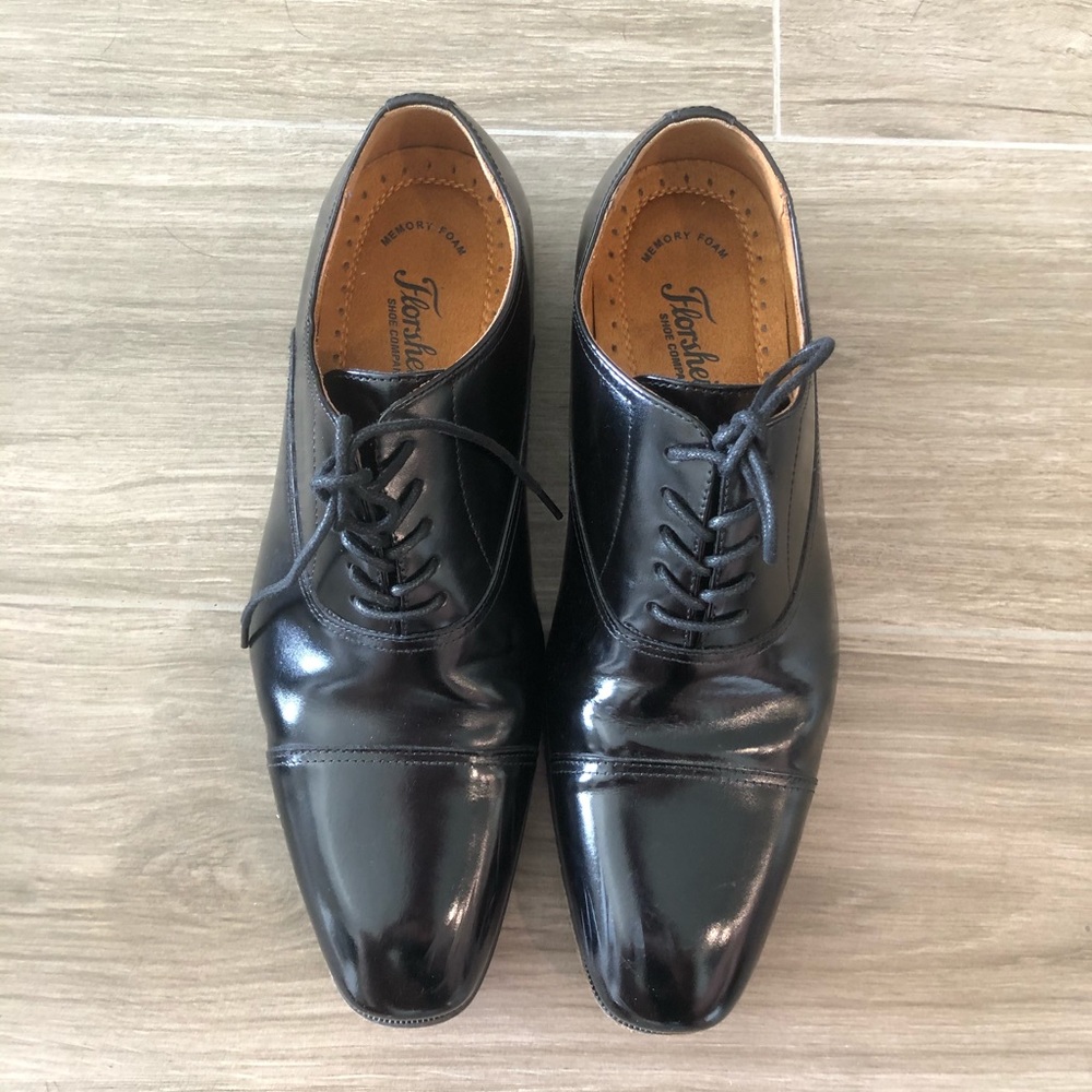 Men’s dress shoes